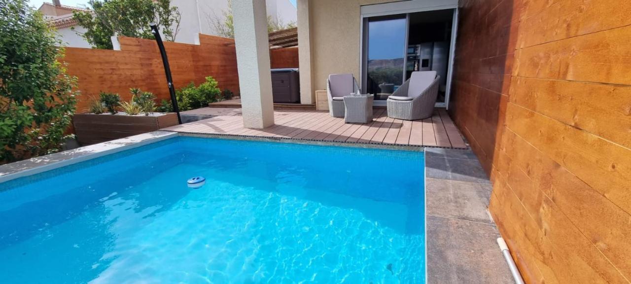 Rêves de vie, appartement vue mer, piscine non chauffée et spa privatifs Cassis Exterior foto